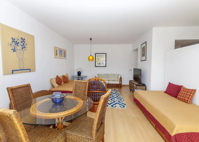 A69 - Felicidade Marina Apartment Lagos
